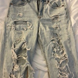 Aeropastel super ripped baggy light wash jeans